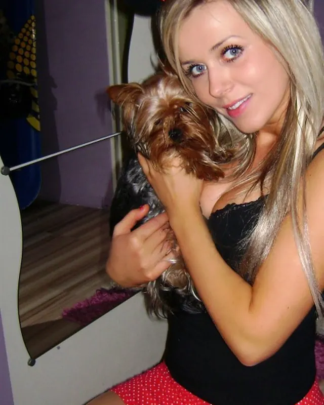 Anna, 24 ans, plan cul à Challes