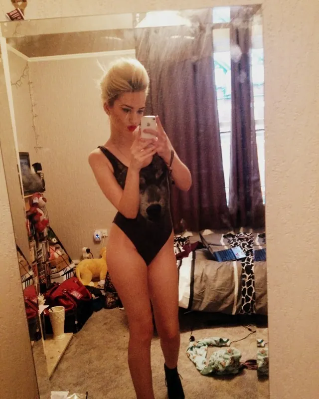 Laurine, 21 ans, plan cul à Montfrin
