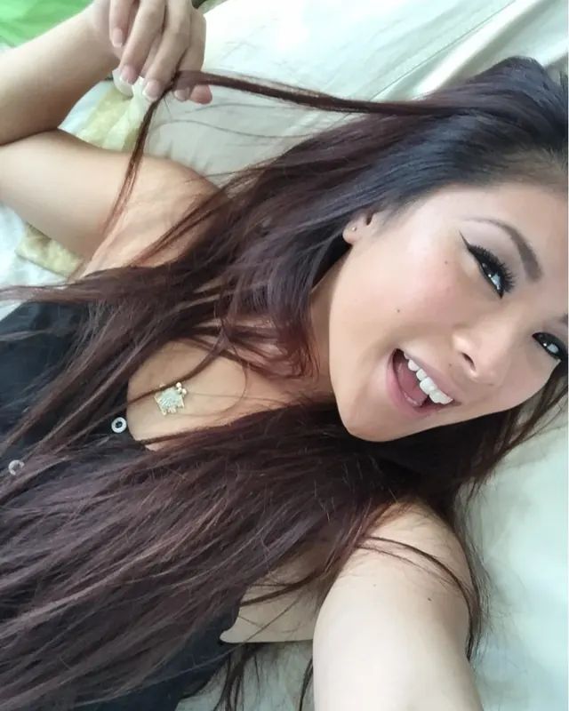 Thao, 22 ans, plan cul à Saint-André-de-Lidon